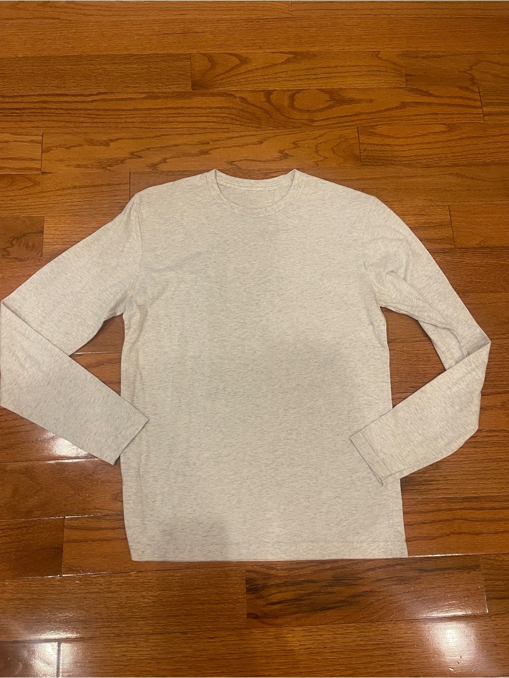 Women's Long Sleeve Heather Gray Crewneck T-Shirt Small